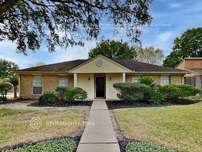 Building Photo - 1374 New Tree Ln