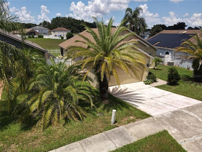 Foto del edificio - 1717 Burnham Ct