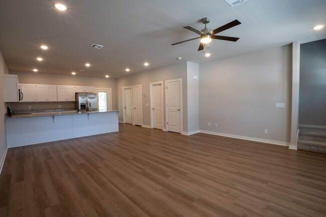 Foto del edificio - 1231 N Pink Ter