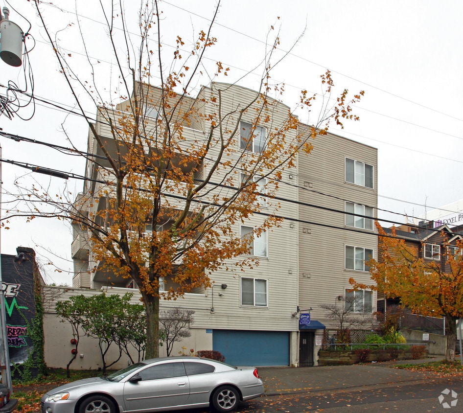 Building Photo - Plaza 45 Apartments