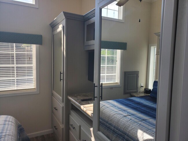 Building Photo - 6738 NC-150