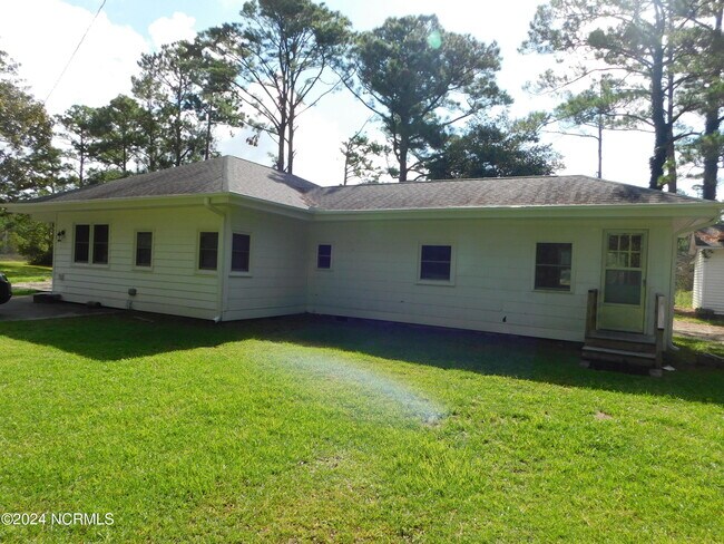 Foto del edificio - 438 Pigott Rd