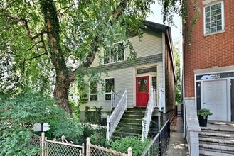 Building Photo - 2724 N Racine Ave