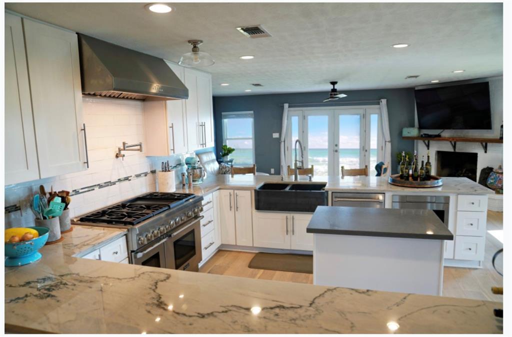 Primary Photo - 7906 Ocean Dr