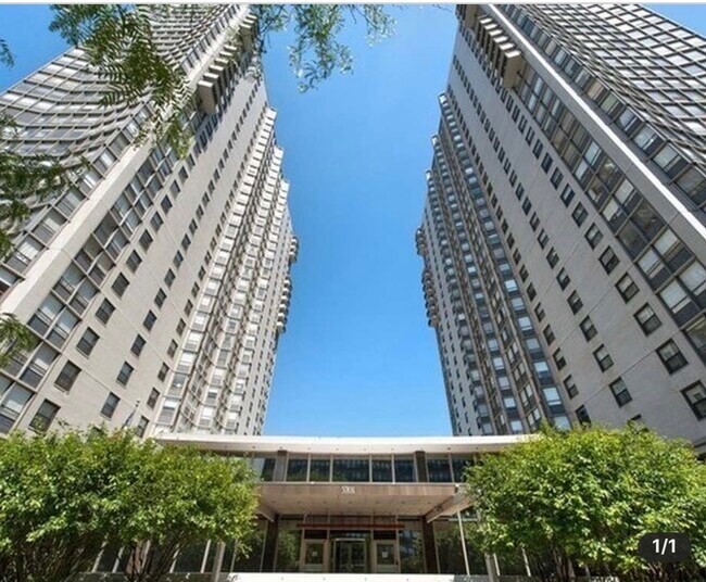 Foto del edificio - 5701 N Sheridan Rd