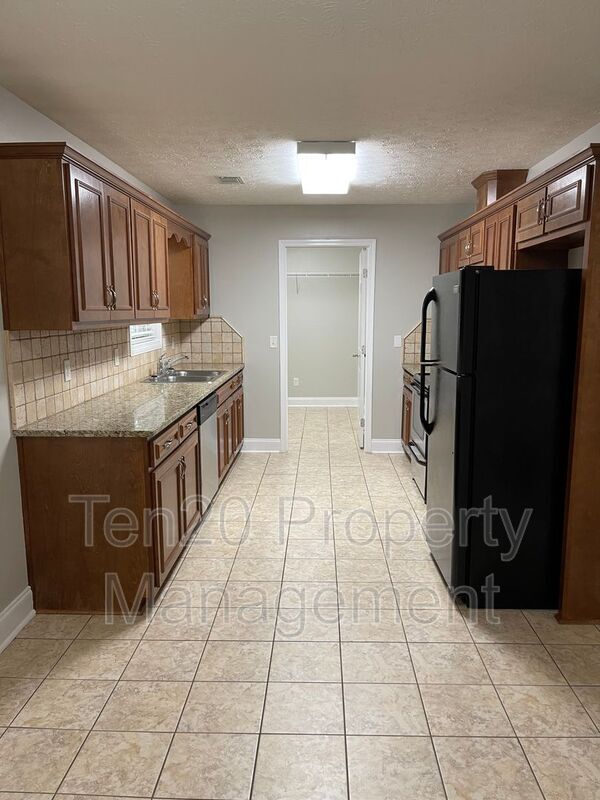 Foto del edificio - 4508 Auburn Rd