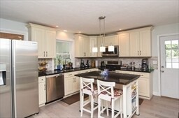 Building Photo - 14 Whippoorwill Ln