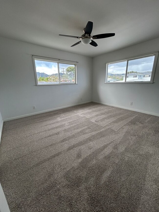 Building Photo - Spacious 3 Bedroom/2 Bathroom in Moanalua ...