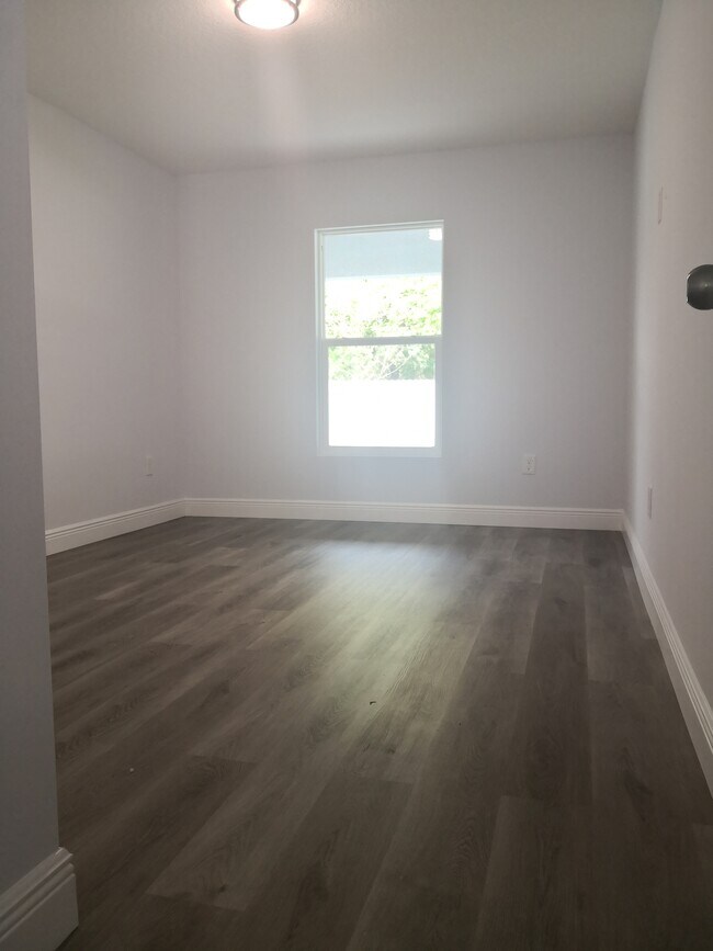 Foto del edificio - 3506 E 21st Ave