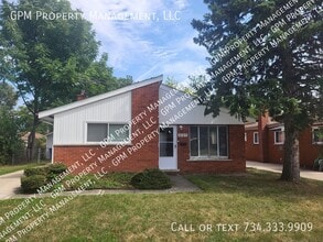 Building Photo - 4967 McKinley St