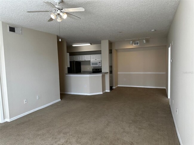 Building Photo - 5560 Metrowest Blvd