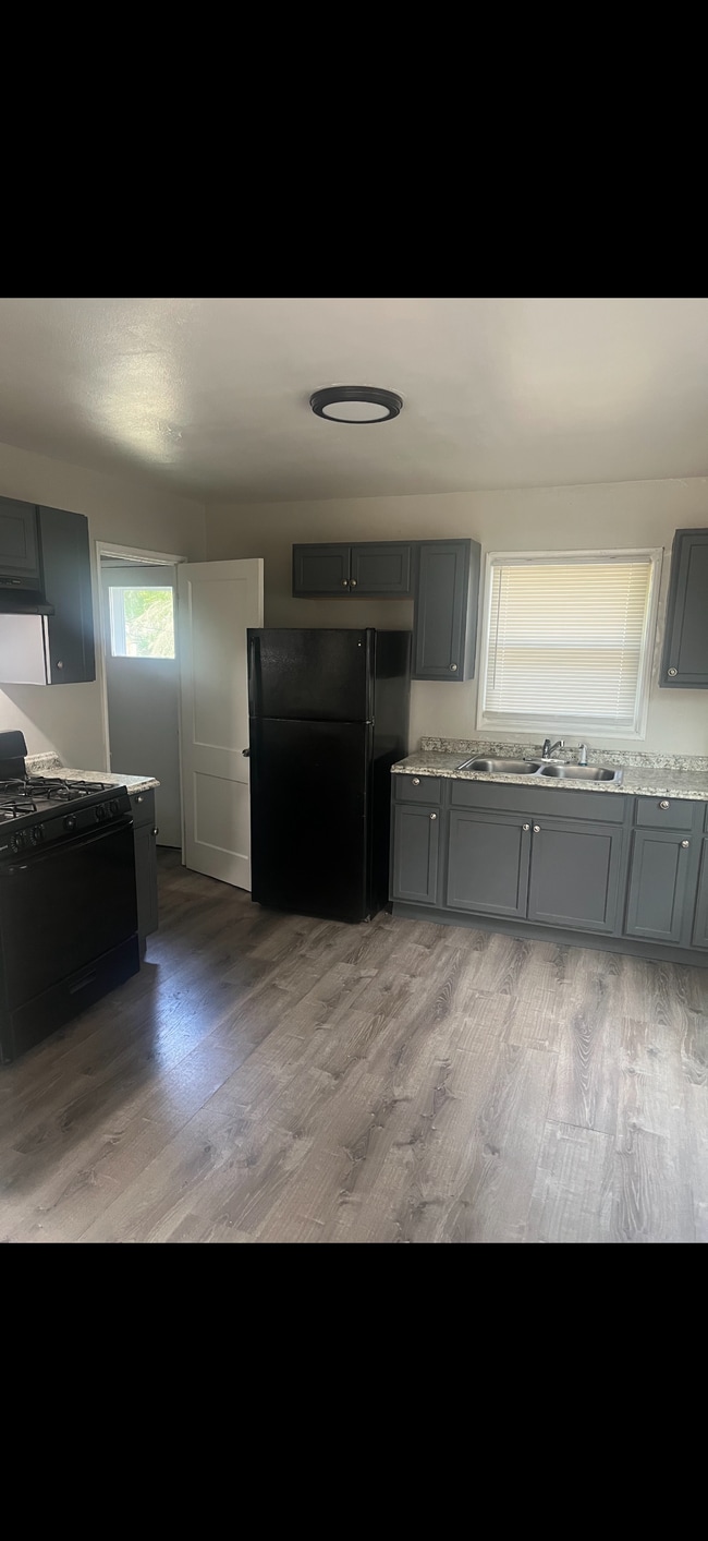 Building Photo - 4832 N 54th St