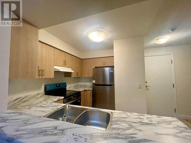 Photo du bâtiment - 3650 Kingston Rd