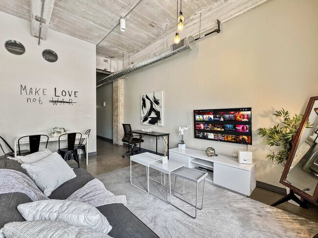 Foto del edificio - 555 Evergreen St