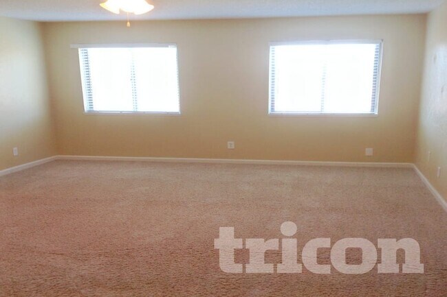 Foto del edificio - 5513 Galaxie Rd