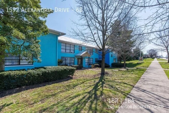 Building Photo - 1592 Alexandria Dr