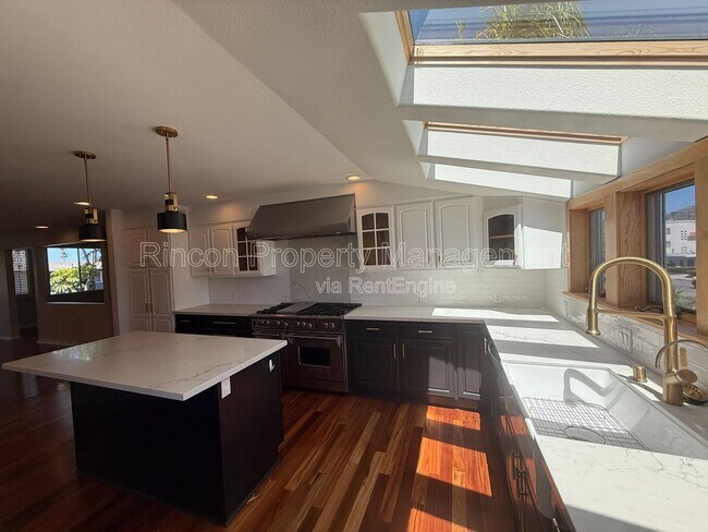 Foto del edificio - 2462 Pierpont Blvd