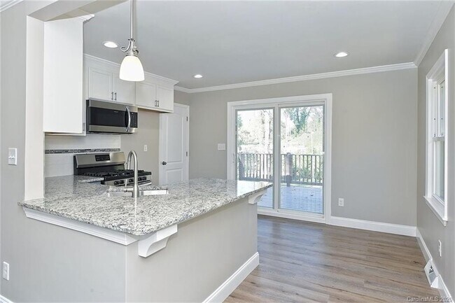 Foto del edificio - 5113 Curtiswood Dr