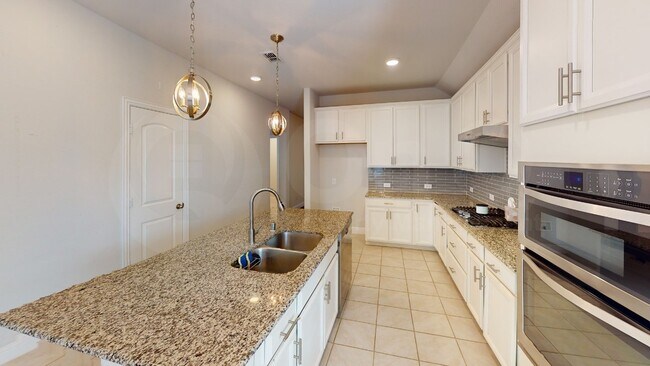 Foto del edificio - 2805 Bird Creek Ct