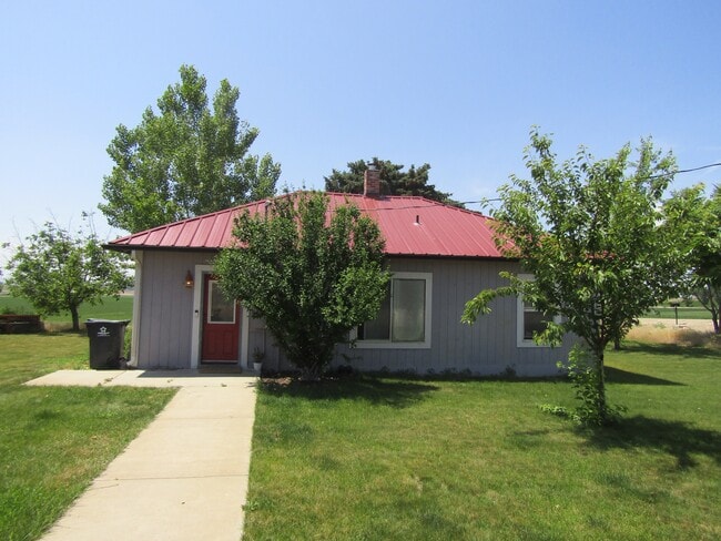 Building Photo - 17391 Homedale Rd