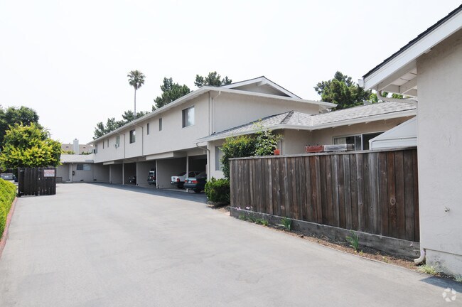 Building Photo - Oro Loma Apartments