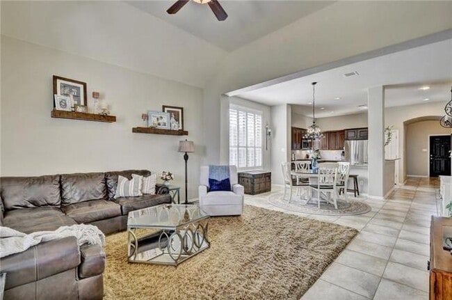 Building Photo - 1402 Terrace View Dr