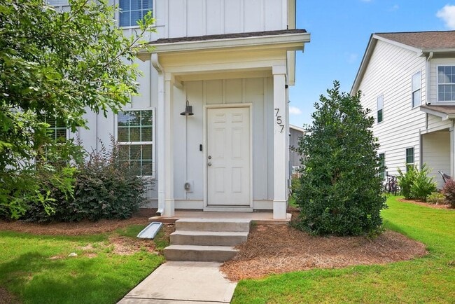 Building Photo - 757 Eudora Welty Way