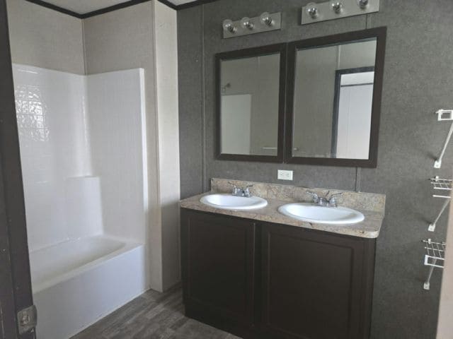 Building Photo - 395 Starling Ln