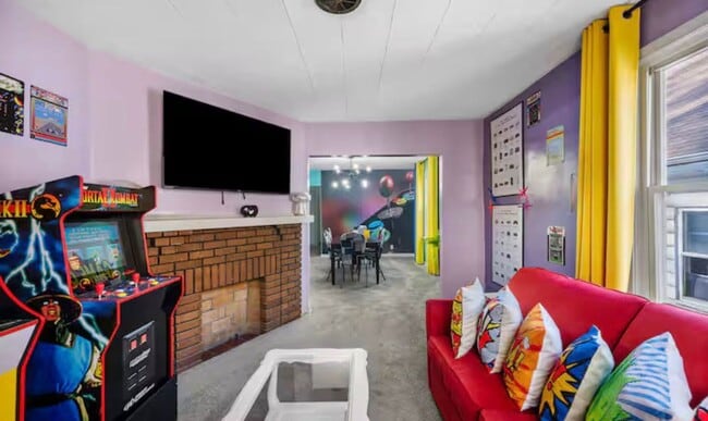 Foto del edificio - 9519 Preston Ave