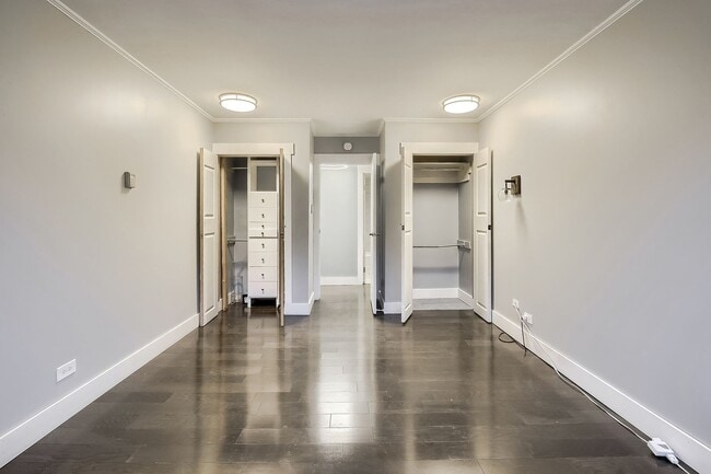 Building Photo - 1 Bedroom condo in Denver