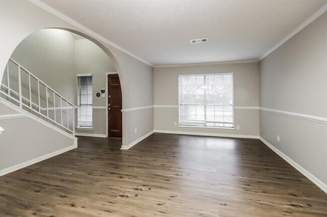 Foto del edificio - 7426 Fuchsia Ln