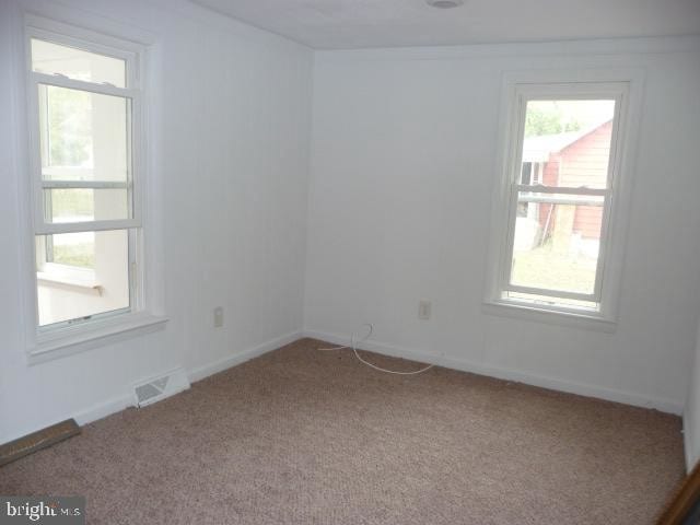 Building Photo - 155 E Del-A-Vue Ave