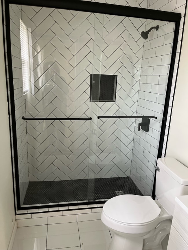 Foto del edificio - 3 Br Brick Ranch