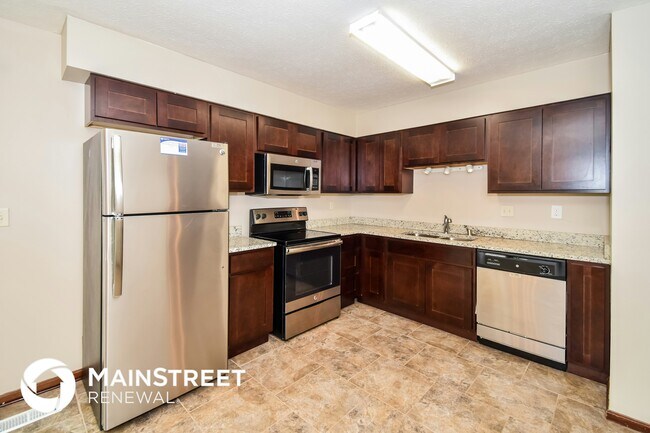 Foto del edificio - 2800 Summerfield Dr