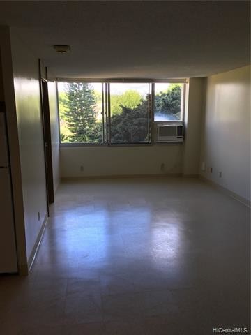 Building Photo - 1060 Kamehameha Hwy
