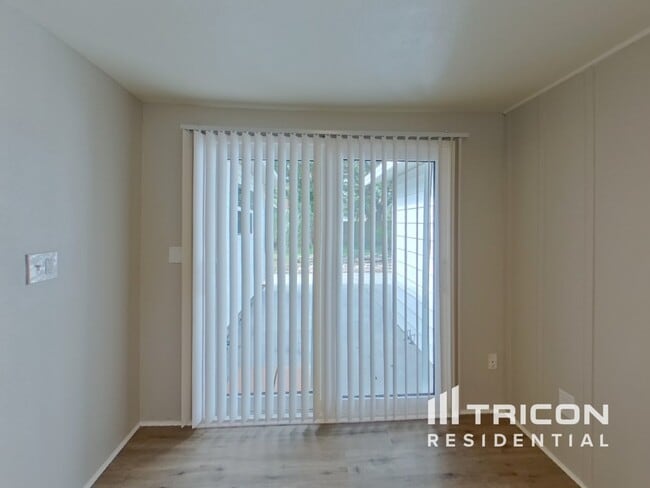 Foto del edificio - 7210 10th Ave N