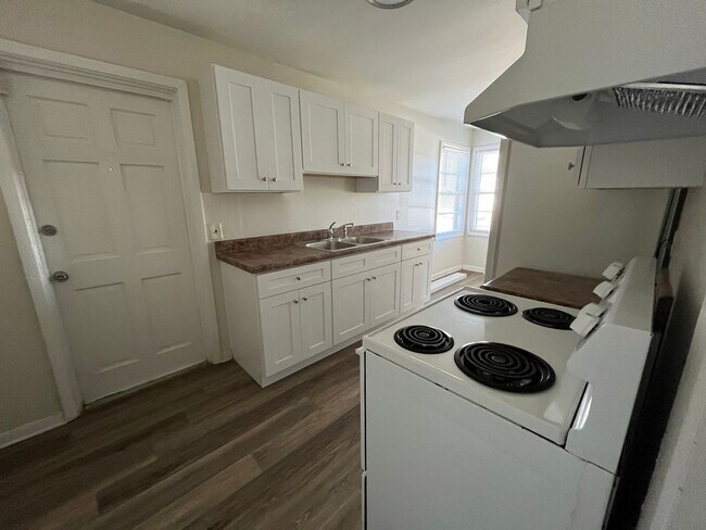 Foto del edificio - Beautiful 3 bedroom,1 Bath in Brockett Farm in High Point