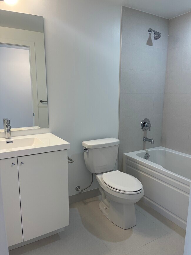 Photo du bâtiment - 2545 Simcoe St N