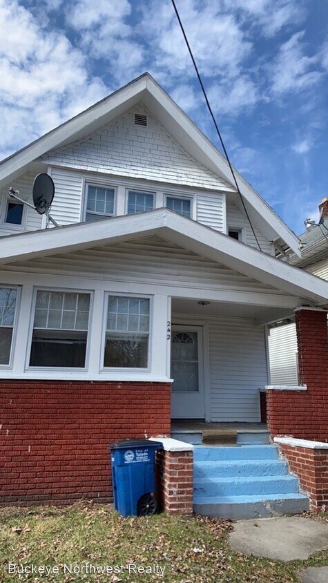 Primary Photo - 4 br, 2 bath House - 242 Hanover St