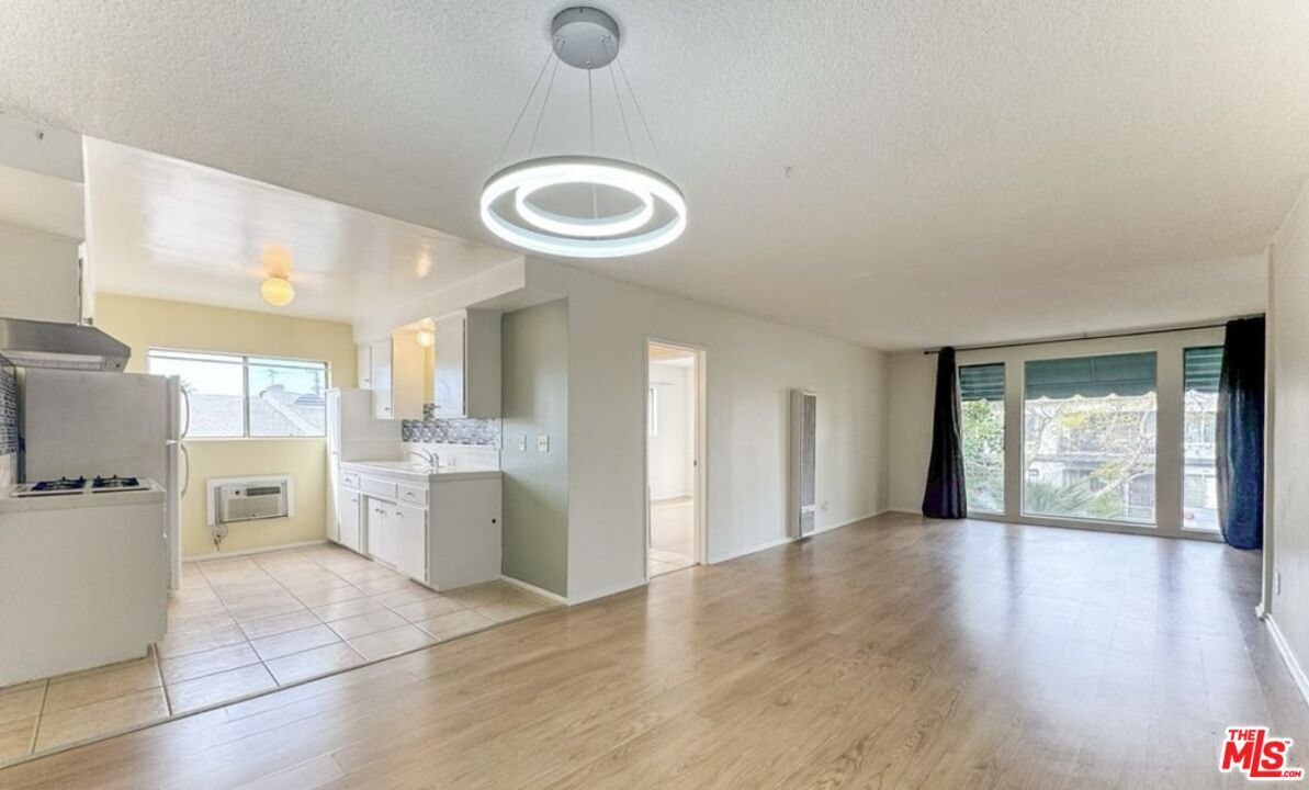 Foto principal - 1014 N Spaulding Ave