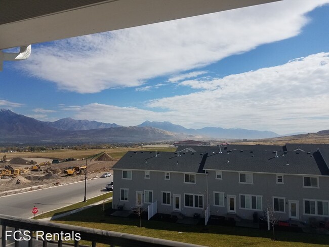 Foto del edificio - 3 br, 2 bath House - 4217 W Jarvis Lane A-302