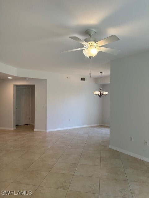 Building Photo - 1365 Henley St