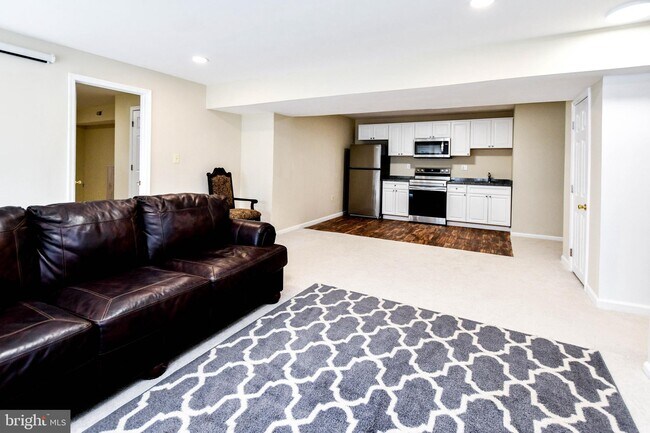 Building Photo - 11604 Tall Pines Dr