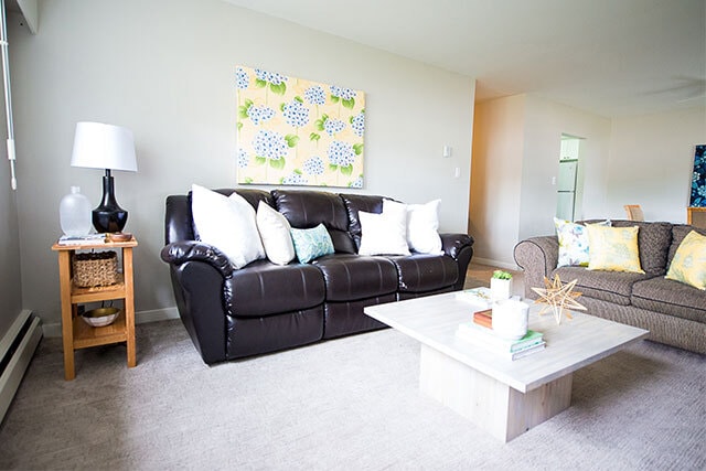 Building Photo - Hartley Manor Apartments