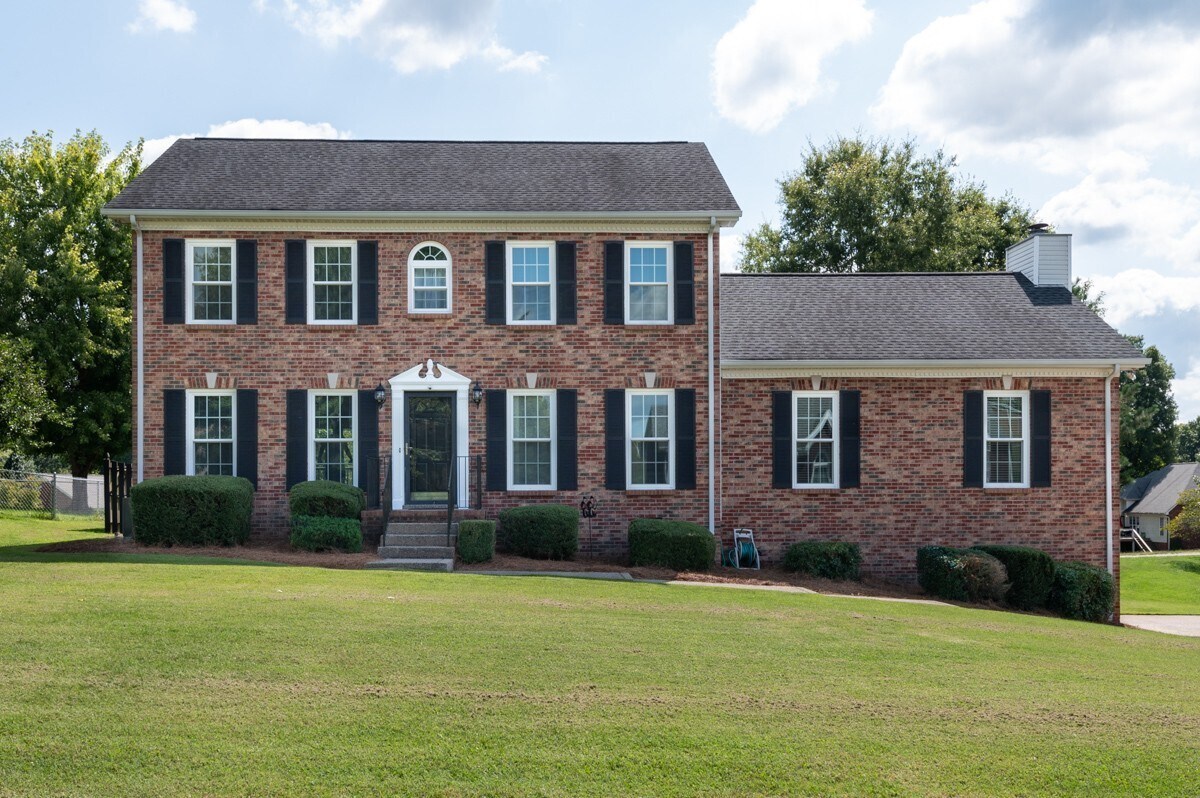 Primary Photo - 1100 Franklin Dr