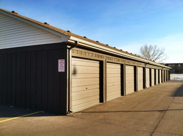 Garages - Balmoral Apartments