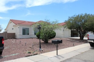 Building Photo - 887 Manzanilla Way