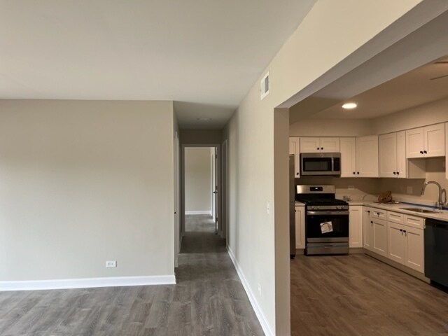 Building Photo - 605 Limerick Ln