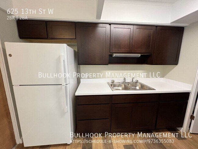 Foto del edificio - 625 13th St W