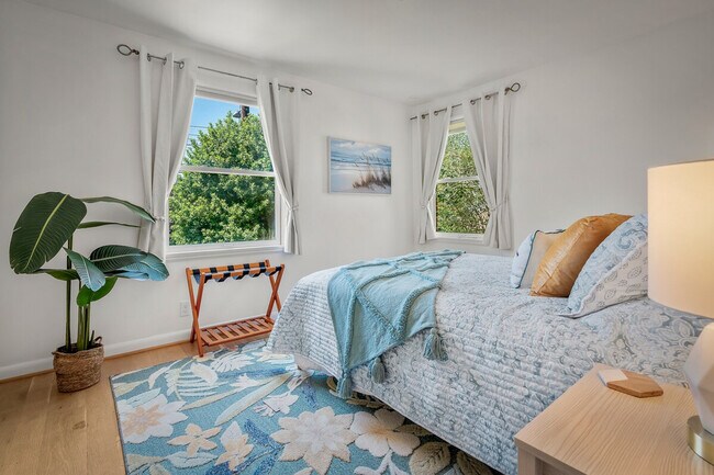 Foto del edificio - 2858 12th Ave W